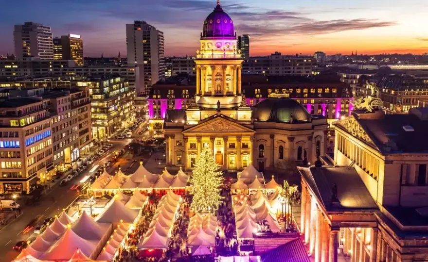 Jarmark świąteczny Berlin: kompletny poradnik dojazdu z Poznania