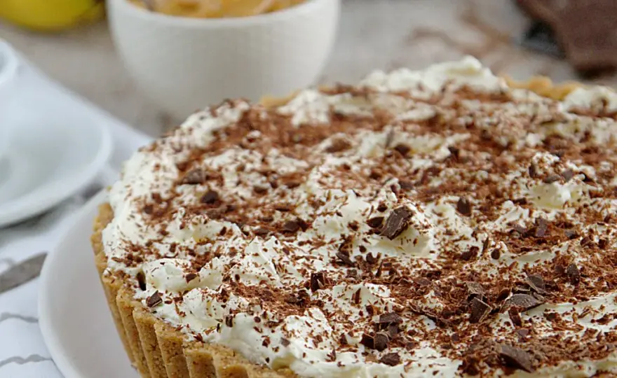 Pyszne ciasto banoffee - prosty przepis na domowy deser ze świata ciast