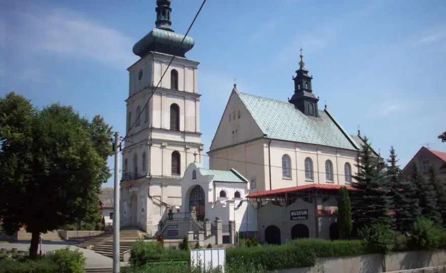 Sanktuarium Odporyszów: Fascynująca historia i kultowe miejsce pielgrzymek