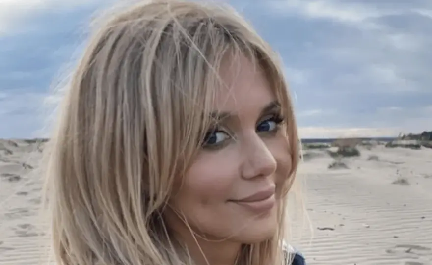 Kasia Moś wiek – ile lat ma polska piosenkarka i jej największe sukcesy