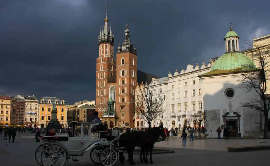 Polskie malarstwo współczesne – kluczowe informacje i artyści