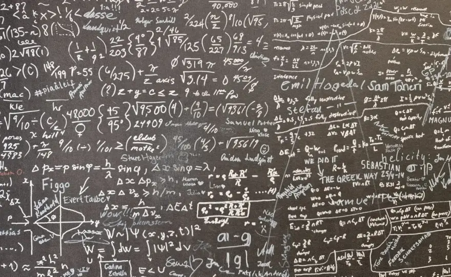 Czym jest delta w matematyce? Zrozumienie jej znaczenia i zastosowań