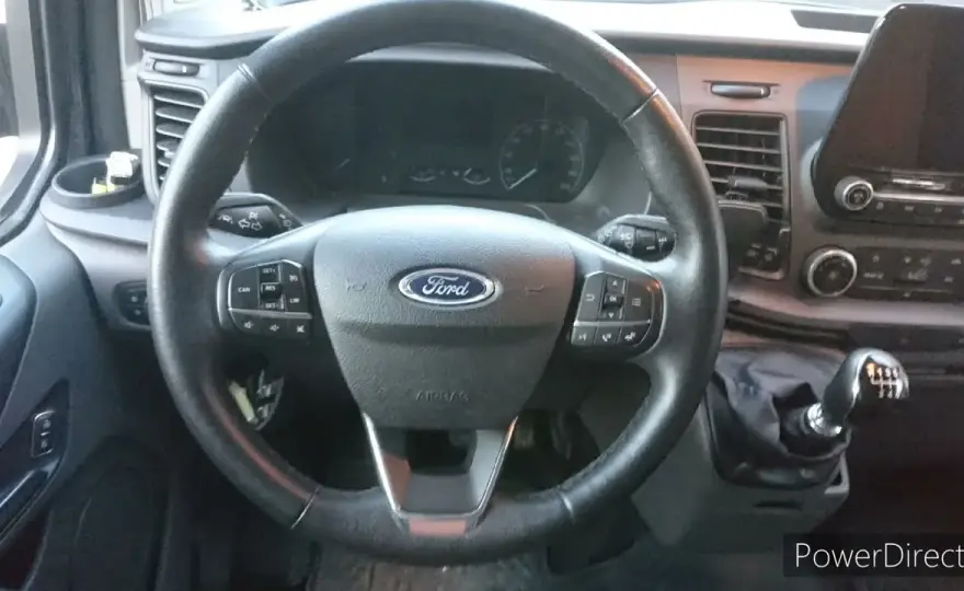 Gdzie są bezpieczniki w Fordzie Transit? Znajdź je łatwo i szybko