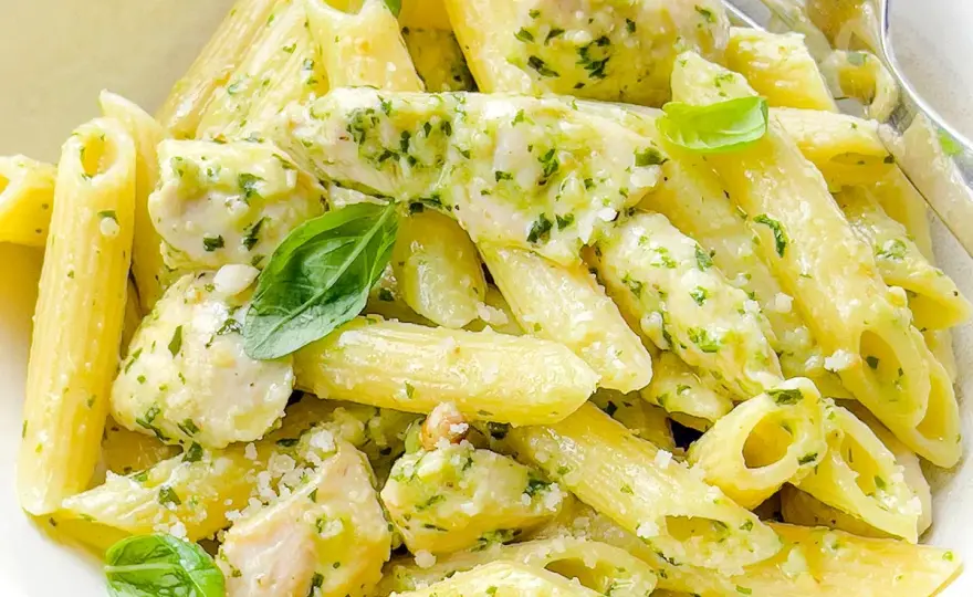 Jak zrobić pesto z kurczakiem – prosty przepis na pyszne danie