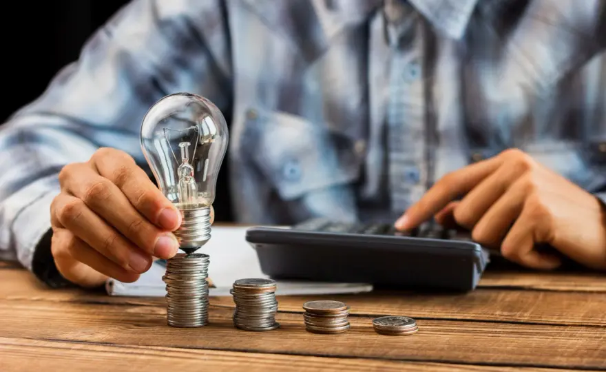 Jak oszczędzać energię? Sposoby na zrównoważony tryb życia