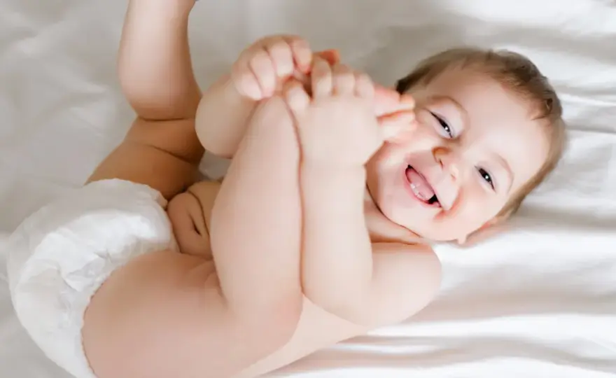 Jaki rozmiar pampersów dla niemowlaka? Uniknij nieodpowiednich wyborów