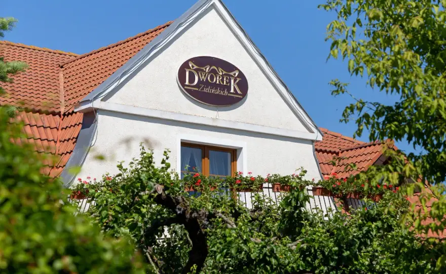 Komfortowy dworek Zielińskich w Rewalu – idealne miejsce na wypoczynek