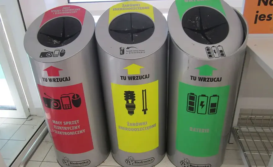 Gdzie wyrzucić zużyte baterie? Poznaj bezpieczne sposoby utylizacji