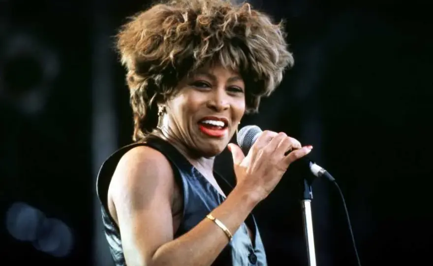 Ile lat ma Tina Turner? Sprawdź jej wiek i niezwykłą historię życia