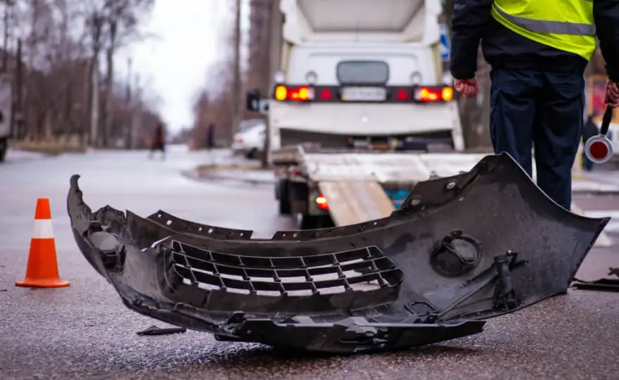 Gdzie wyrzucić zderzak samochodowy? Oto skuteczne sposoby na recykling