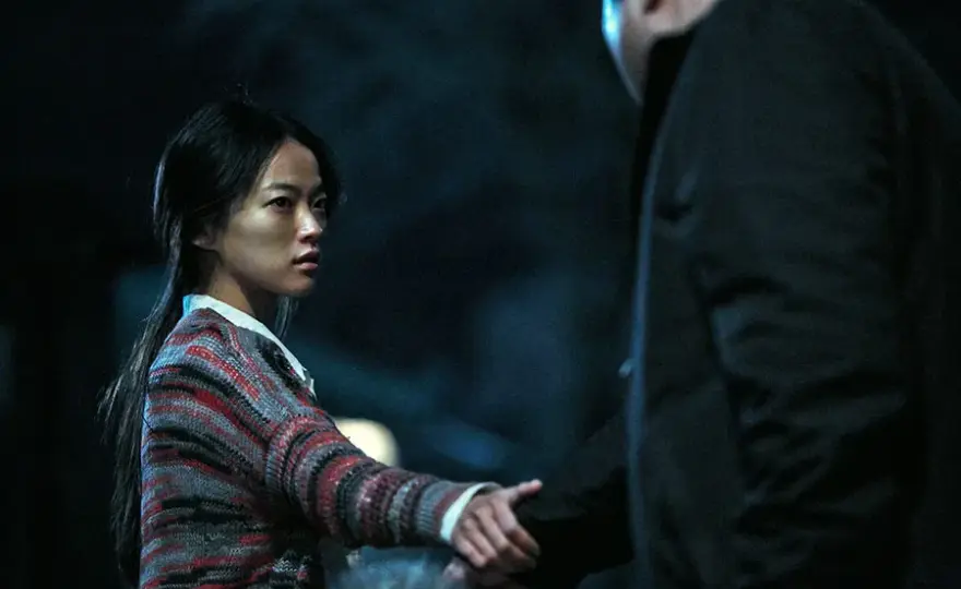 Lament na Filmweb: Mroczny thriller koreański budzi kontrowersje
