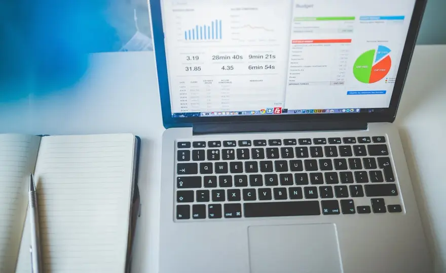 Dlaczego „jakoś to będzie" nie działa w finansach małej firmy?