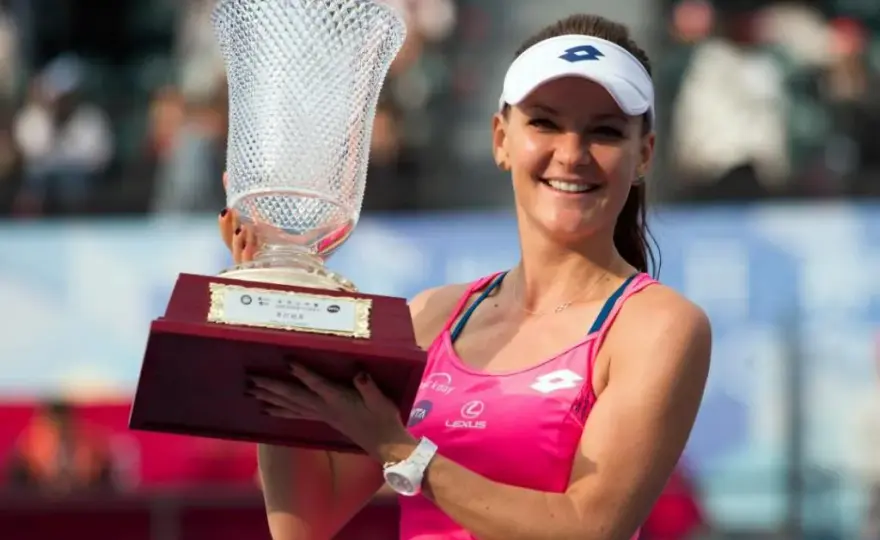 Kim jest Agnieszka Radwańska? Jej kariera, sukcesy i wpływ na polski tenis