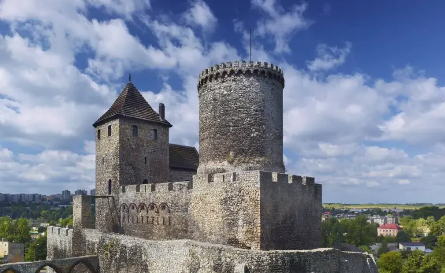Zamek w Będzinie - fascynująca historia i tajemnice średniowiecza