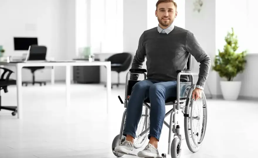 Jak dobrać wózek inwalidzki, aby uniknąć błędów i kosztów