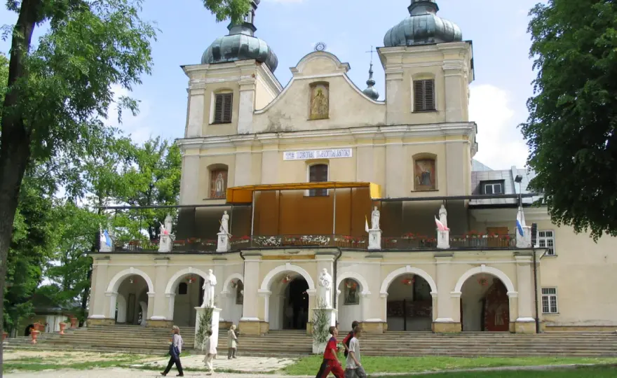 Kalwaria Pacławska sanktuarium: historia, architektura i pielgrzymki.