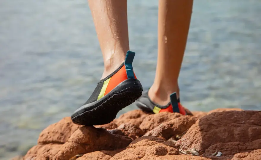 Czy buty do wody są konieczne w Turcji? Sprawdź, jak chronić stopy na plażach
