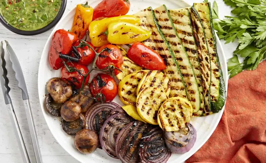 Jak grillować warzywa na grillu, aby uzyskać idealny smak i teksturę