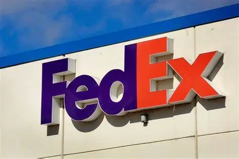 Tajemnica sukcesu FedExu: Blackjack jako sposób na uniknięcie upadłości?