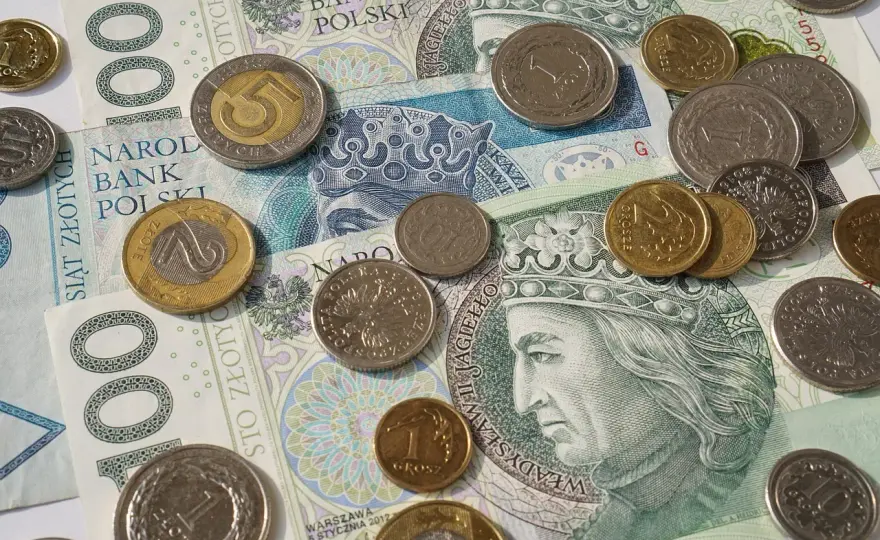Jak wybrać bezpieczną platformę do gier online: wskazówki dla polskich użytkowników w 2025