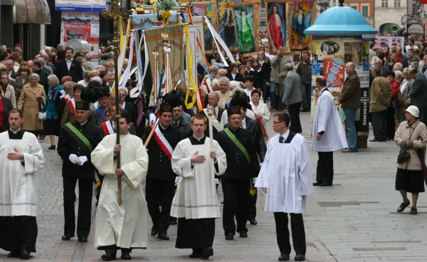 Ile trwa msza w Boże Ciało? Zaskakujące fakty o liturgii