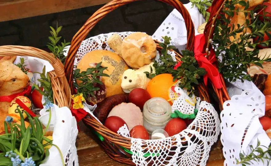 Co włożyć do koszyczka wielkanocnego dla dziecka? 10 pomysłów