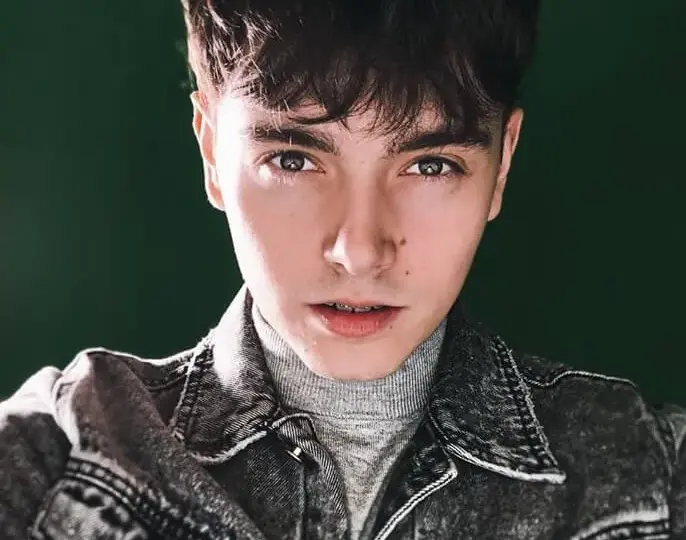 Jan Dąbrowski - wiek i kariera youtubera, który podbił internet