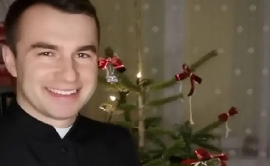 Czy śpiewanie kolęd przed świętami to grzech? Prawda i tradycje
