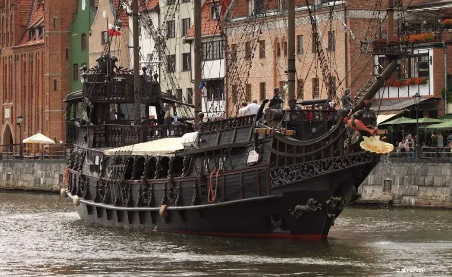 Ile kosztuje rejs z Gdańska na Westerplatte? Sprawdź ceny i atrakcje.