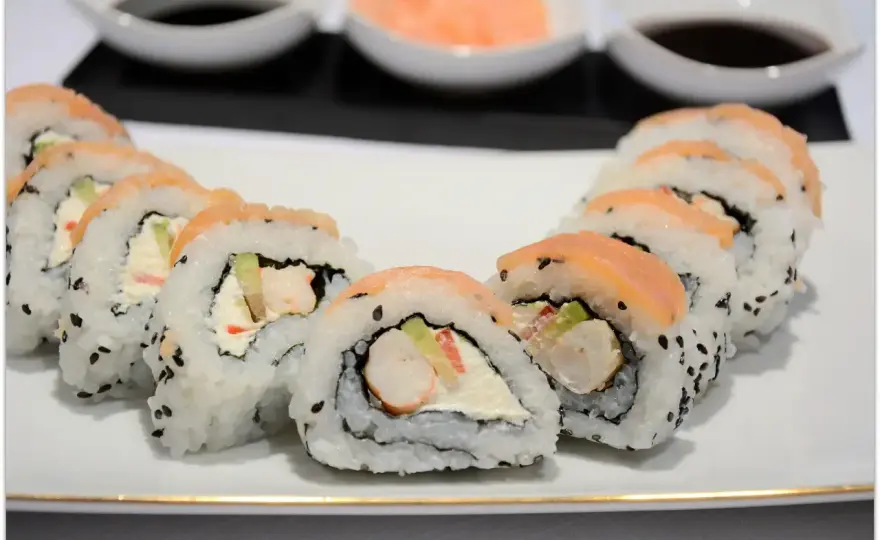 Jakie krewetki do sushi wybrać, aby uniknąć złego smaku?