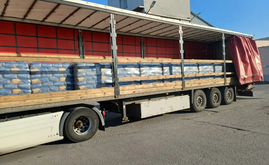 Ile worków cementu na palecie - Waga i transport bez problemów