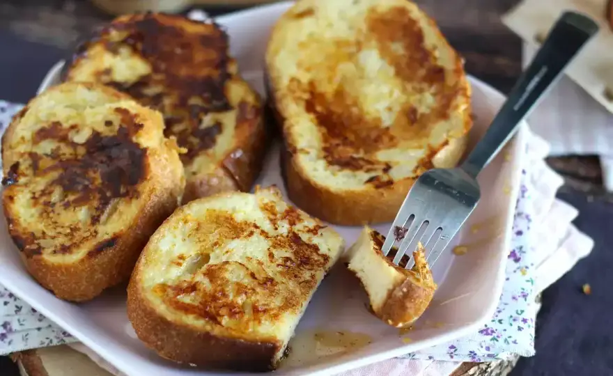 Pain perdu salé parfait - Recette anti-gaspi et astuces pro