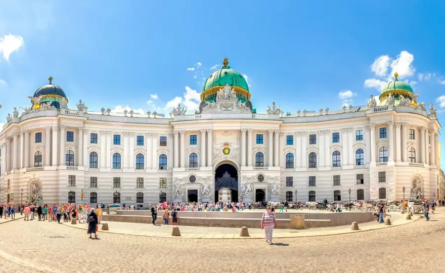 Pałac Sisi w Wiedniu - Hofburg czy Schönbrunn? Wybierz mądrze!