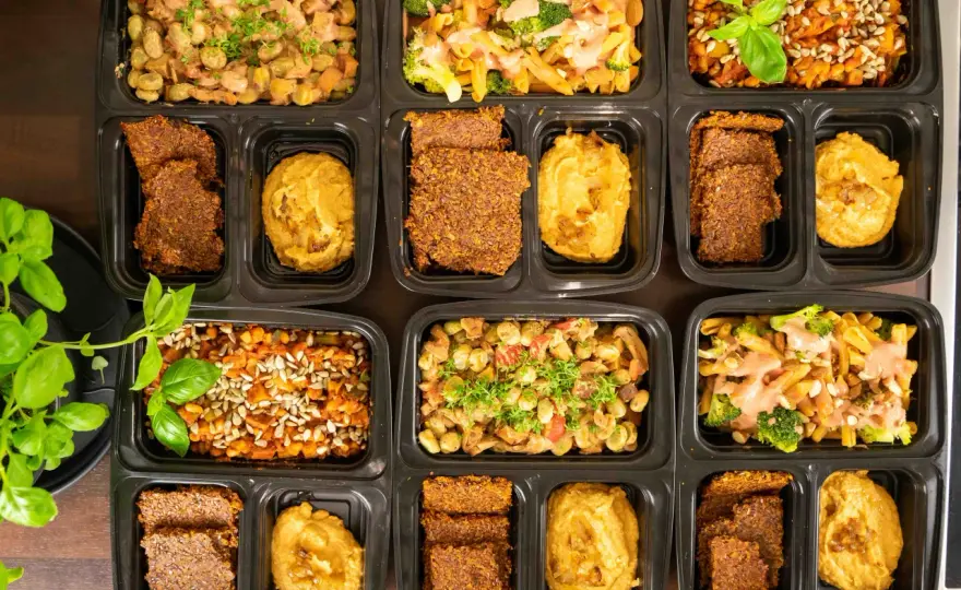 Eiweißreiche Low Carb Küche: Einfache Rezepte & Meal Prep