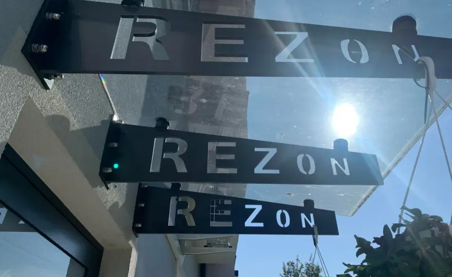 Rezon Laski k. Warszawy: Idealny Dom Seniora? Sprawdź Ofertę!