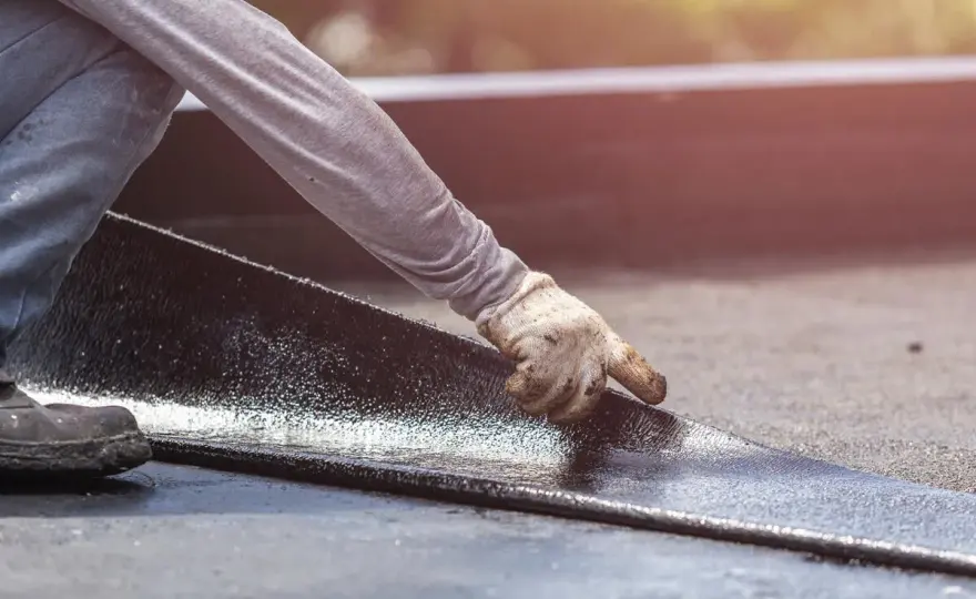 Dachpappe entsorgen - richtig trennen und sicher abgeben