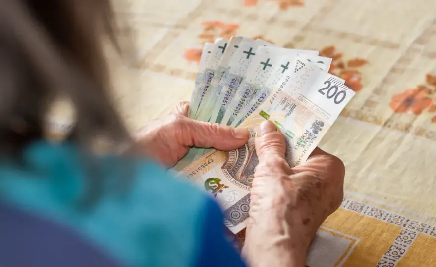 Trzynasta emerytura - Kiedy dokładnie wpłynie na konto?