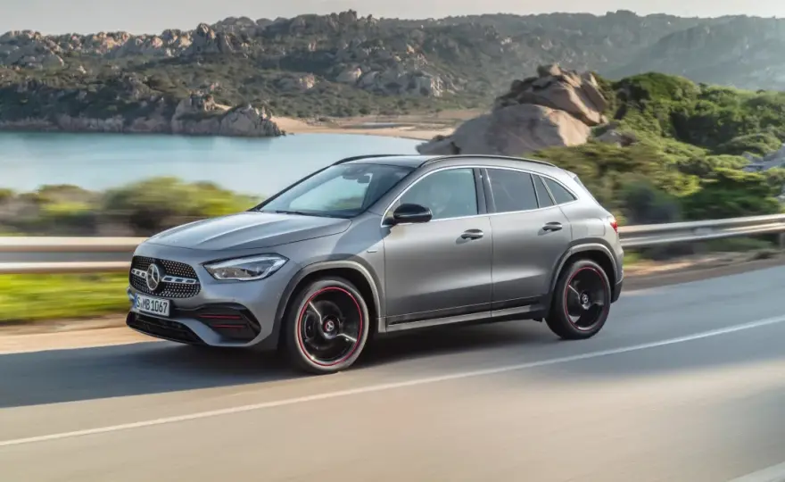 Opinie właścicieli Mercedes GLA: zalety i wady auta w recenzjach