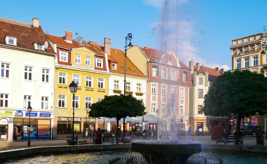 Wałbrzych: odkryj zaskakujące atrakcje i zaplanuj idealny weekend