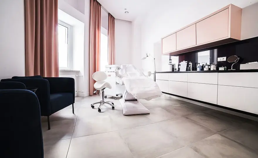 Najlepsze kliniki dermatologii estetycznej Bydgoszcz - ranking 2026