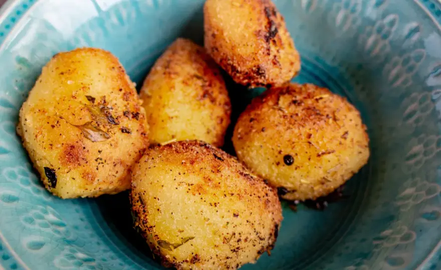 Krispig potatis i ugn - Hemligheten bakom perfekt resultat