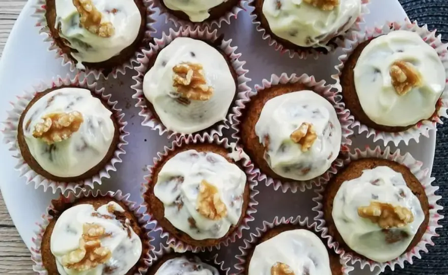 Najlepszy przepis na muffinki marchewkowe bez cukru - zdrowa przekąska fit