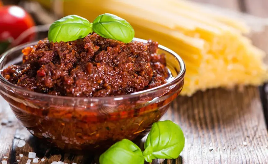 Pesto di pomodori secchi - ricetta facile e ben bilanciata