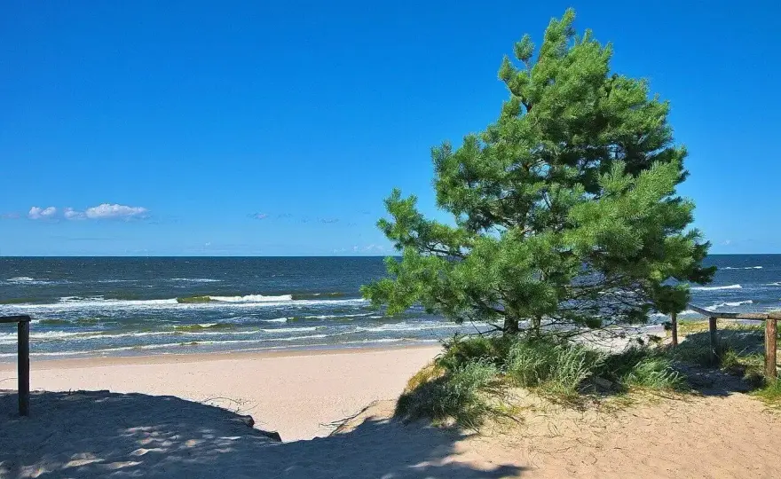 Plaża Ostrowo - Czy to najspokojniejsze miejsce nad Bałtykiem?