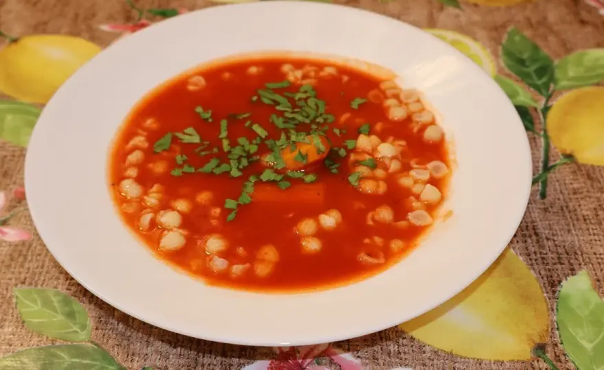 Idealna zupa z passaty w 3 krokach! To prosty przepis dla każdego