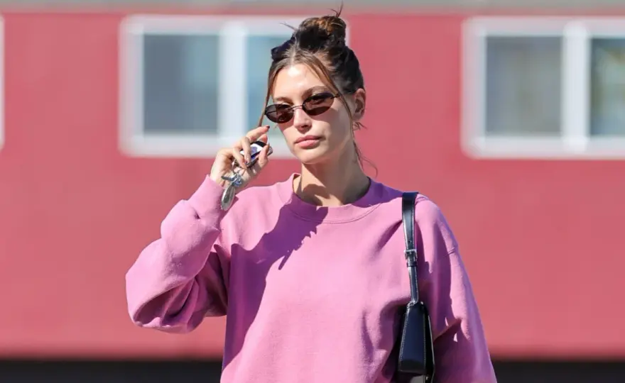 Okulary Hailey Bieber: Sekret popularności tego modowego trendu!