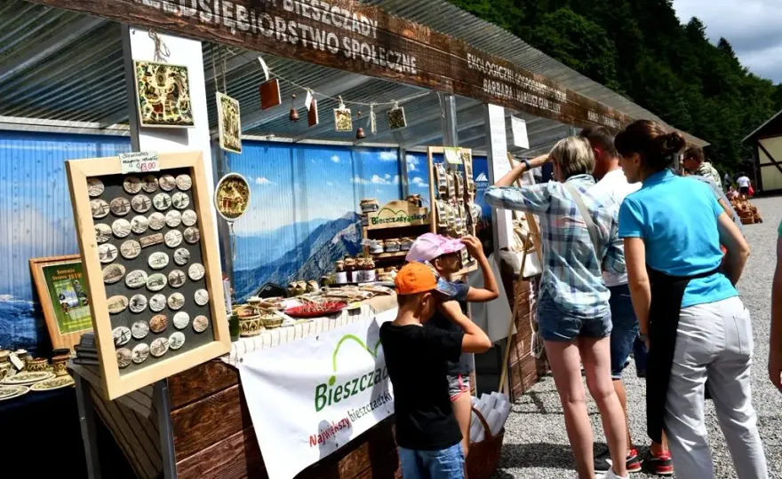 Co warto kupić w Bieszczadach? Najlepsze lokalne skarby i smaki