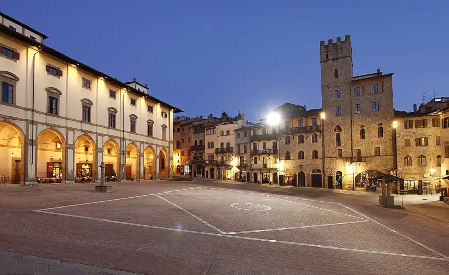 Arezzo - La vita è bella: itinerario a piedi tra i luoghi del film
