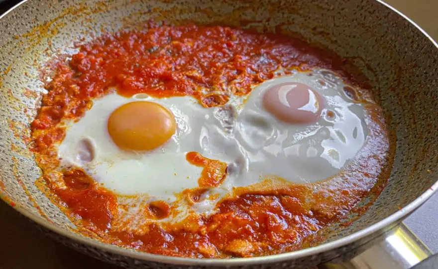 Uova in Purgatorio - La ricetta perfetta per un tuorlo morbido