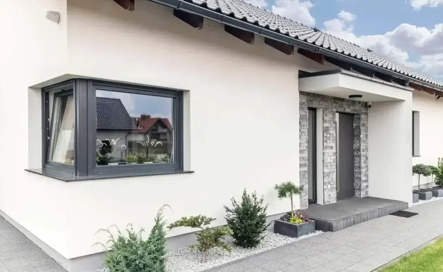 Okno narożne ze słupkiem - Czy to dobry wybór?